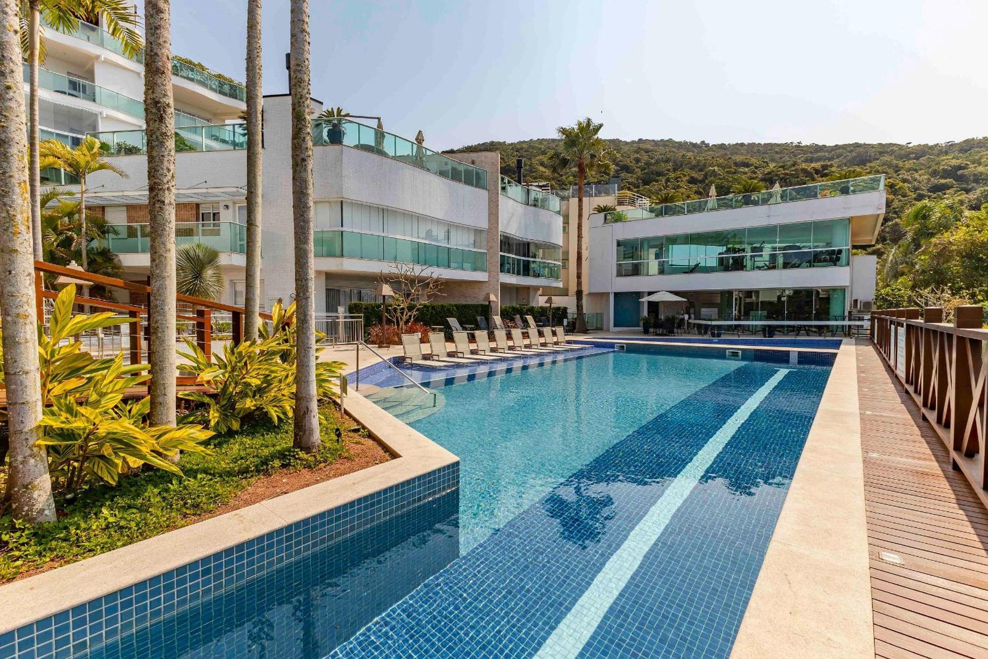 Varandas Do Atlantico - Confortavel Apto Em Condominio Pe Na Areia 봄비나스 외부 사진